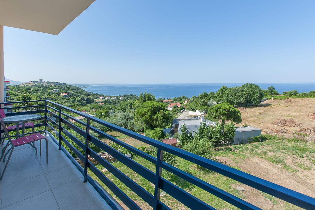 12 Olympian Gods Hotell Platamonas Exteriör bild
