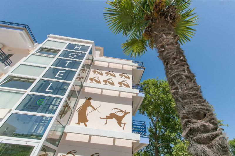 12 Olympian Gods Hotell Platamonas Exteriör bild